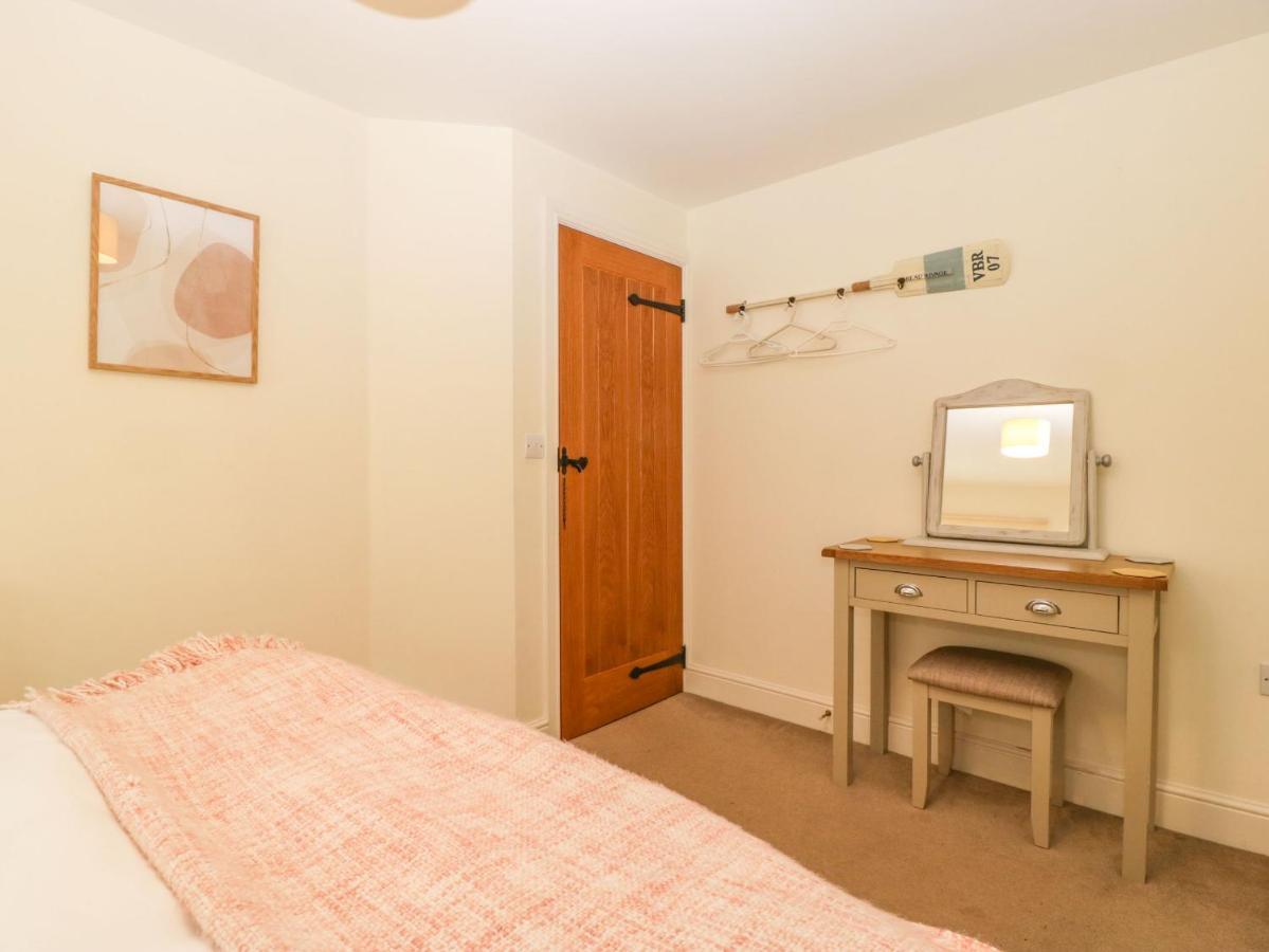 9 Malthouse Court Villa Watchet Buitenkant foto